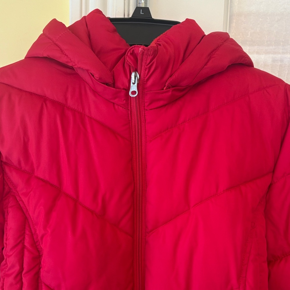 XS Faded Glory Red Hooded Puffer Jacket with pockets
